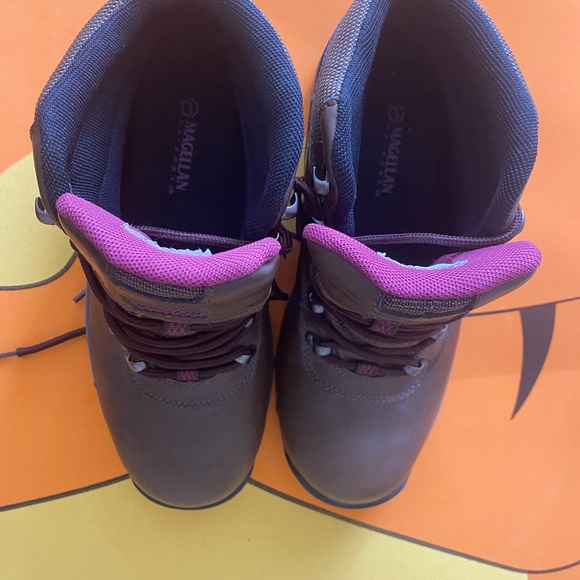 Women’s outdoor boots - Picture 3 of 5